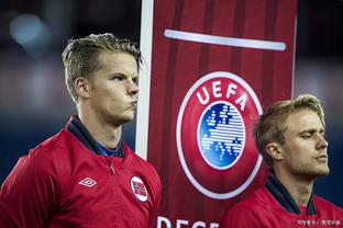 Van Dijk:'Là đội trưởng, tôi tự hào về đội bóng, chấp nhận và tận hưởng áp lực nhiều nhất có thể'